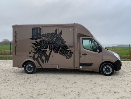 Cavalcar propose des camions chevaux neufs de grande qualité.